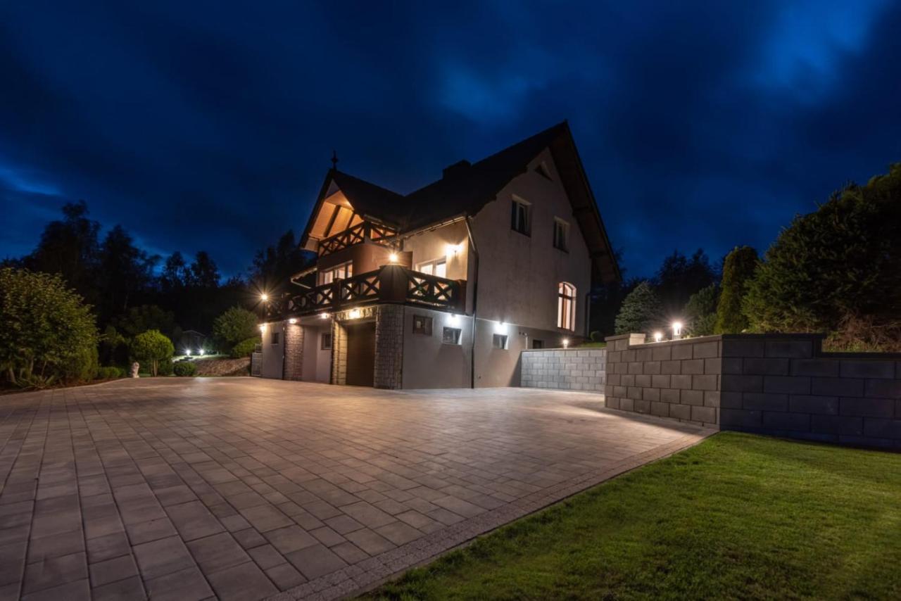 Dom Na Wzgorzu Z Widokiem Na Jezioro Z Balia I Sauna Lipnica  Exterior photo